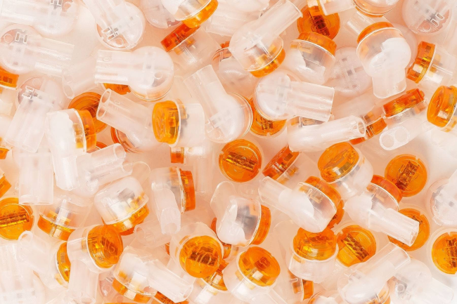 Скотчлок 3M UY2 (cоединитель кабельный) для жил 0.4-0.9 мм, внешний диаметр 2,08 мм, 1000 штук Скотчлок 3M UY2 (cоединитель кабельный) для жил 0.4-0.9 мм, внешний диаметр 2,08 мм, 1000 штук