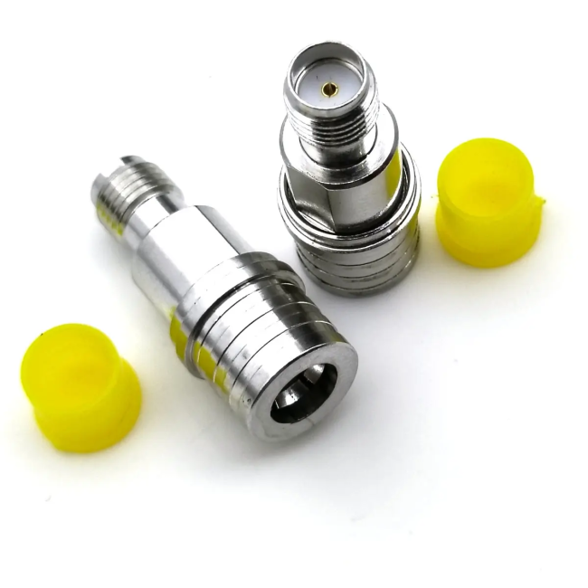 Переходник SMA-female - QMA-male, 50 Ом, 4 шт