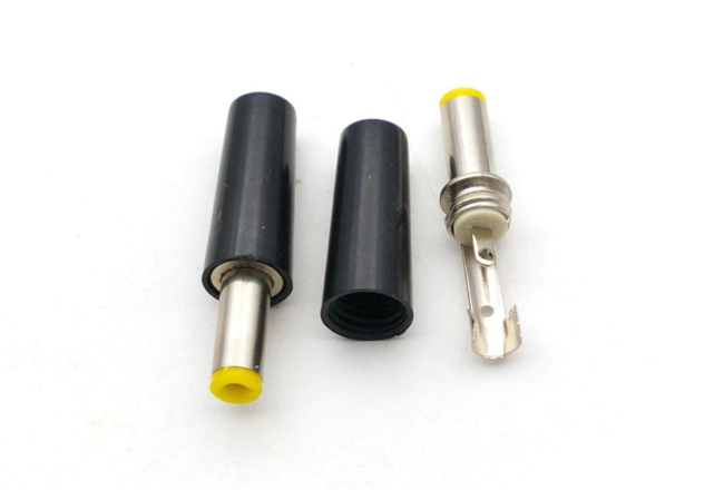 Разъем питания штекер 5,5х2,5 под пайку на кабель