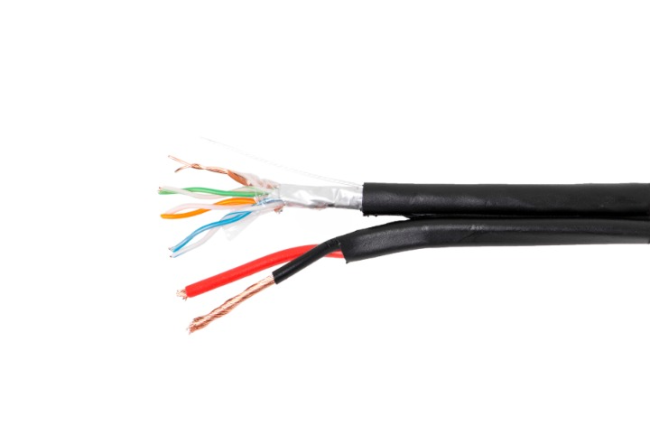 Кабель комбинированный FTP (экранированный), cat.5e, 4 пары медь + питание 2x1.5, уличный, 140 метров