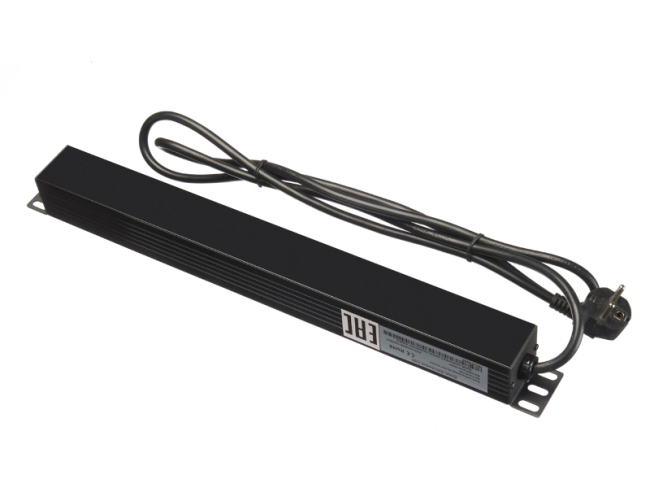 Блок розеток 19", 16А, 8 розеток, шнур 2м, выключатель, черный Netko Блок розеток 19", 16А, 8 розеток, шнур 2м, выключатель, черный Netko