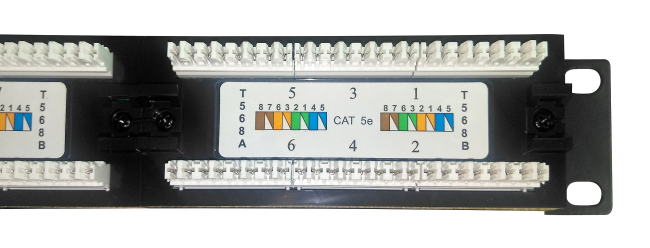 Патч-панель UTP, 19", 24 порта RJ45, cat.5е, 1U, 110 Type, Netko Патч-панель UTP, 19", 24 порта RJ45, cat.5е, 1U, 110 Type, Netko