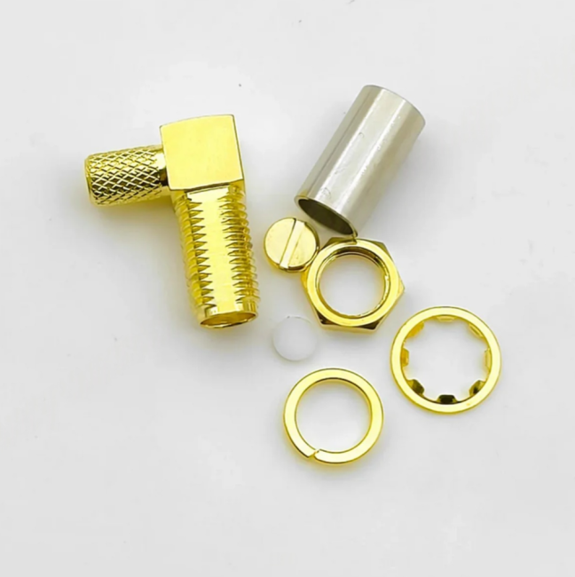 Разъем SMA-female под кабель RG58, угловой, 50 Ом, обжимной под пайку, 100 шт. Разъем SMA-female под кабель RG58, угловой, 50 Ом, обжимной под пайку, 100 шт.