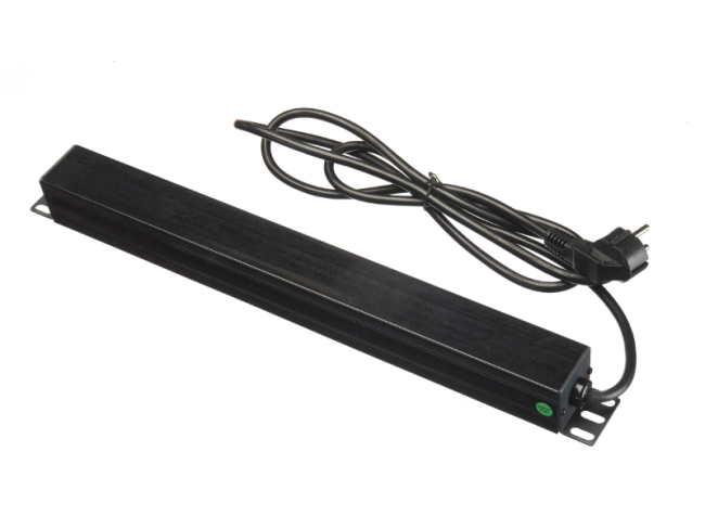 Блок розеток 19', 16А, 7 розеток, шнур 1.8 метра, с защитой, черный