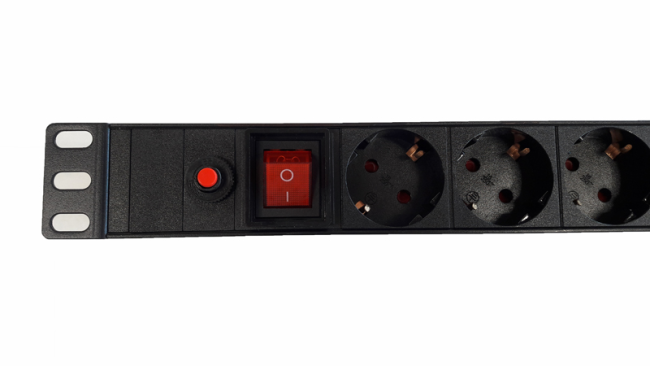 Блок розеток 19', 10-16A, 8 розеток (4 шт EU + 4 шт C13), без шнура, выключатель с защитой, металлический корпус, черный